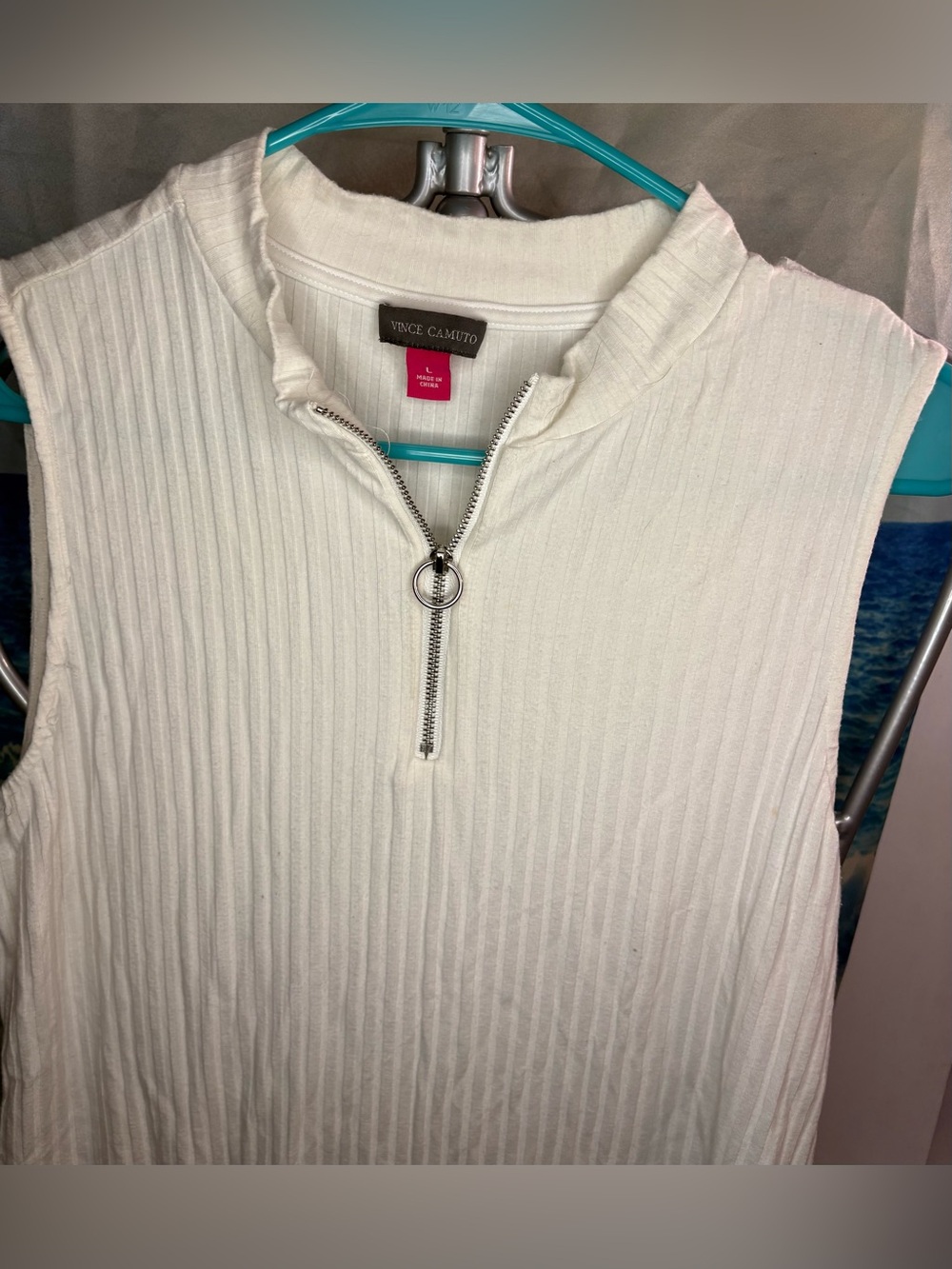 Vince Camuto White Ribbed Sleeveless Zip-Neck Tank